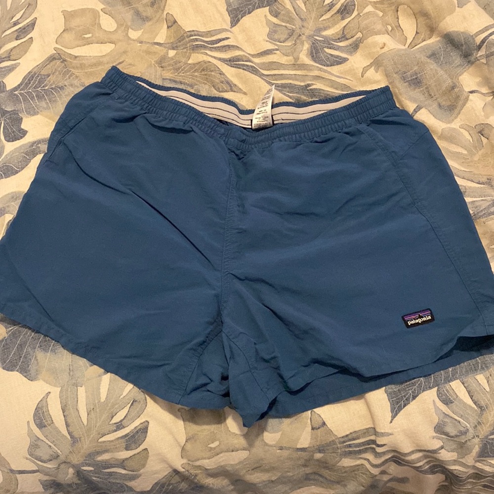 Womens Patagonia baggies size L